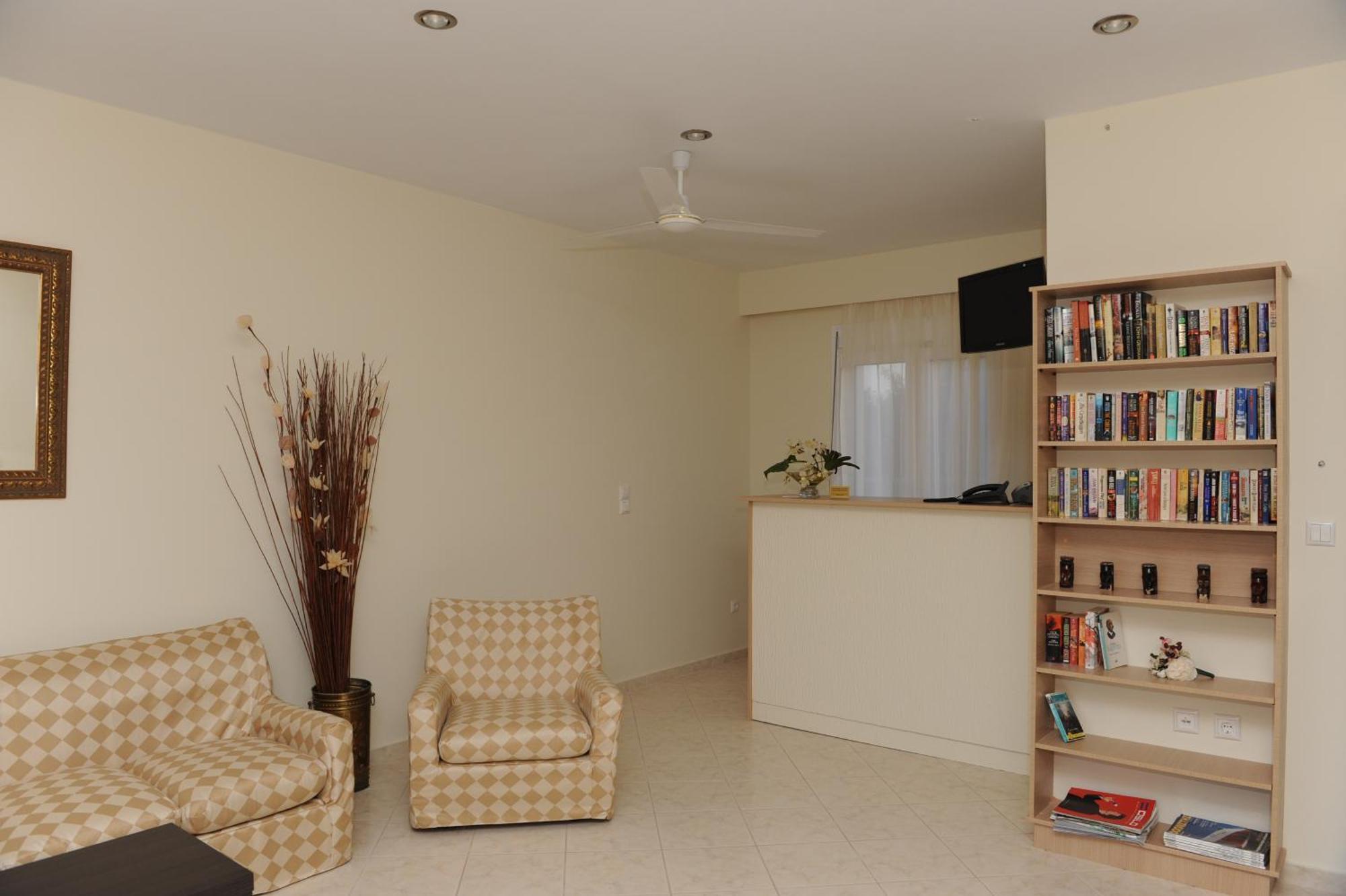 Yolanda Studios Paralia Agias Foteinis ภายนอก รูปภาพ